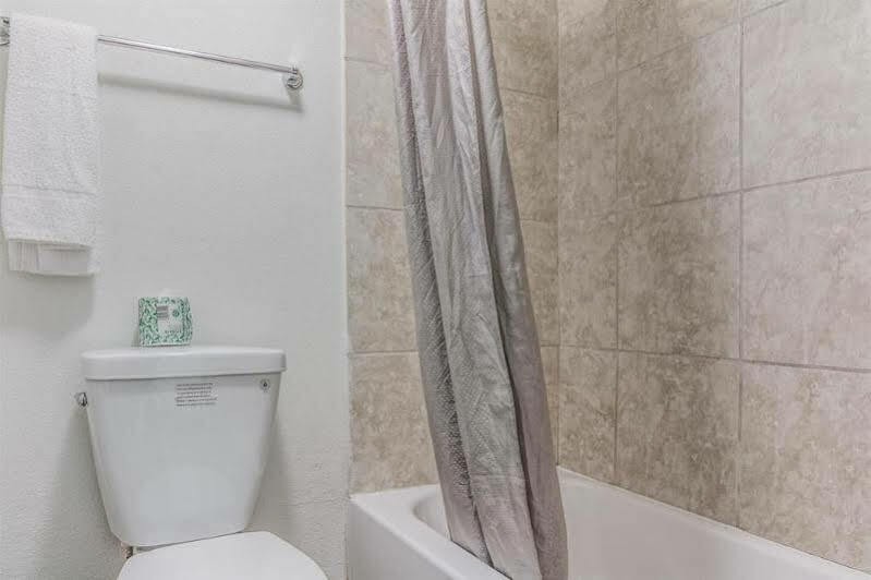 Oyo Hotel Texarkana North Heights Ar Hwy I-30 Eksteriør bilde
